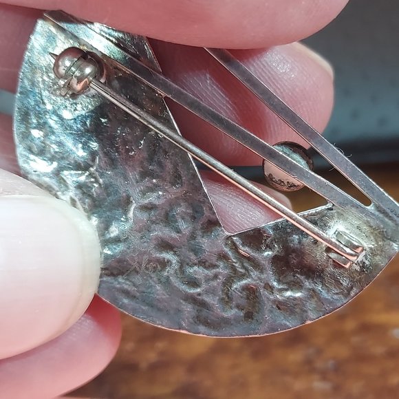 Modernist/Japanese Half Moon Handmade sterling Brooch with Garnet - Picture 11 of 12